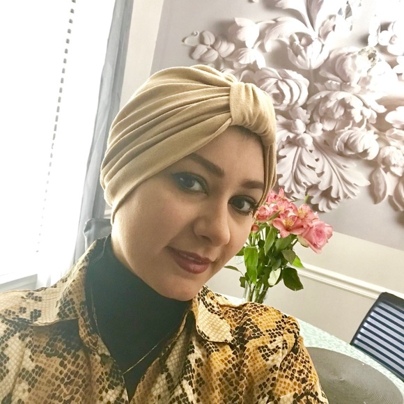 Meet your Posher, Sally - Picture 1 of 1